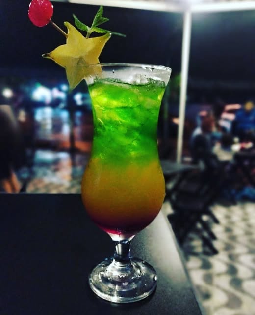 Drink Bob Marley em camadas